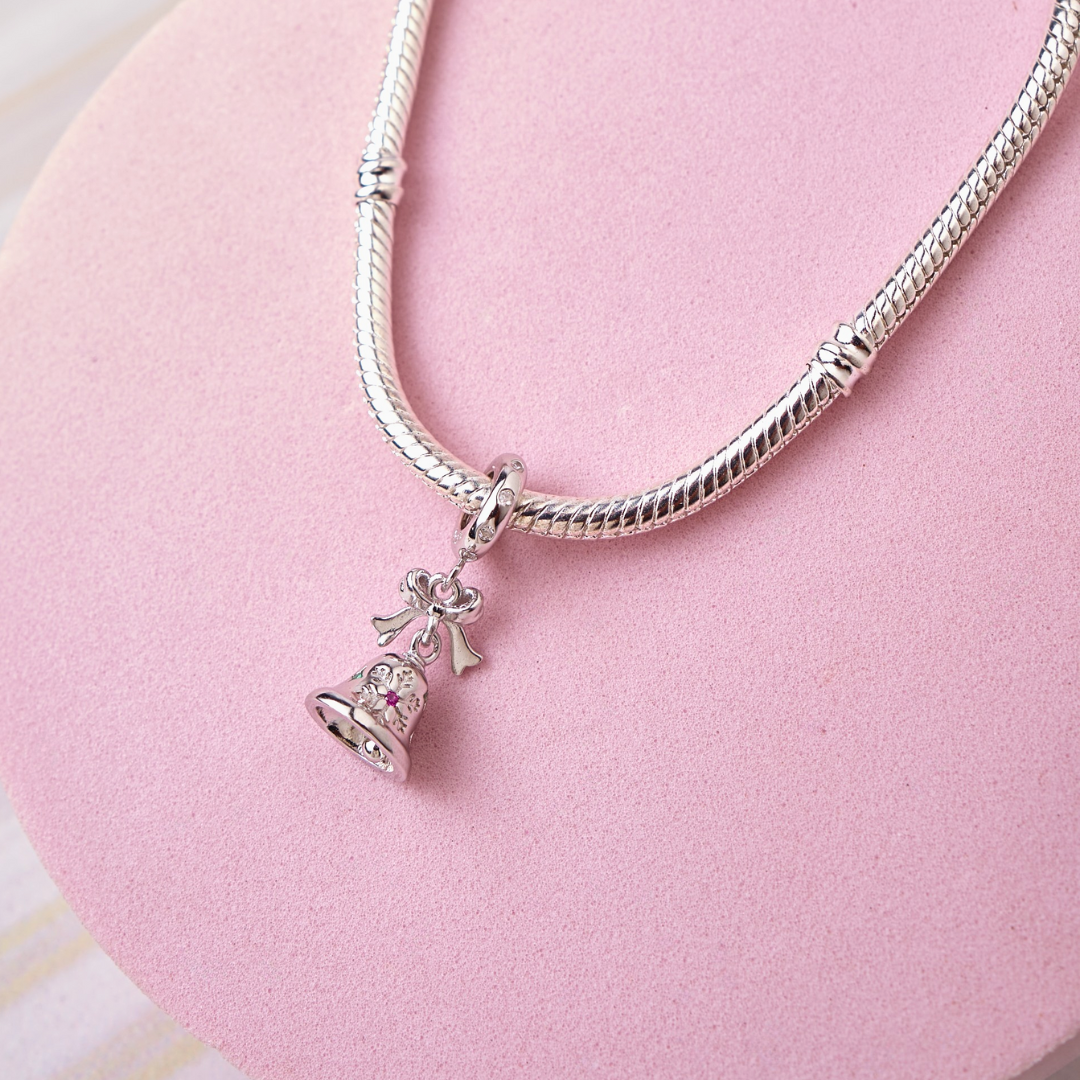 Charm Campanita