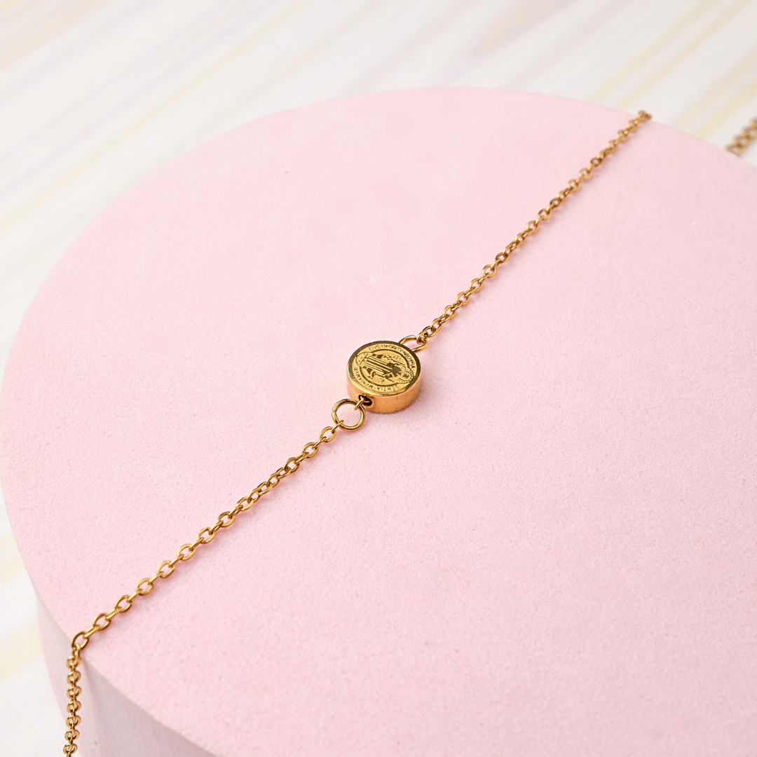 Pulsera San Benito - Gold - 8 mm