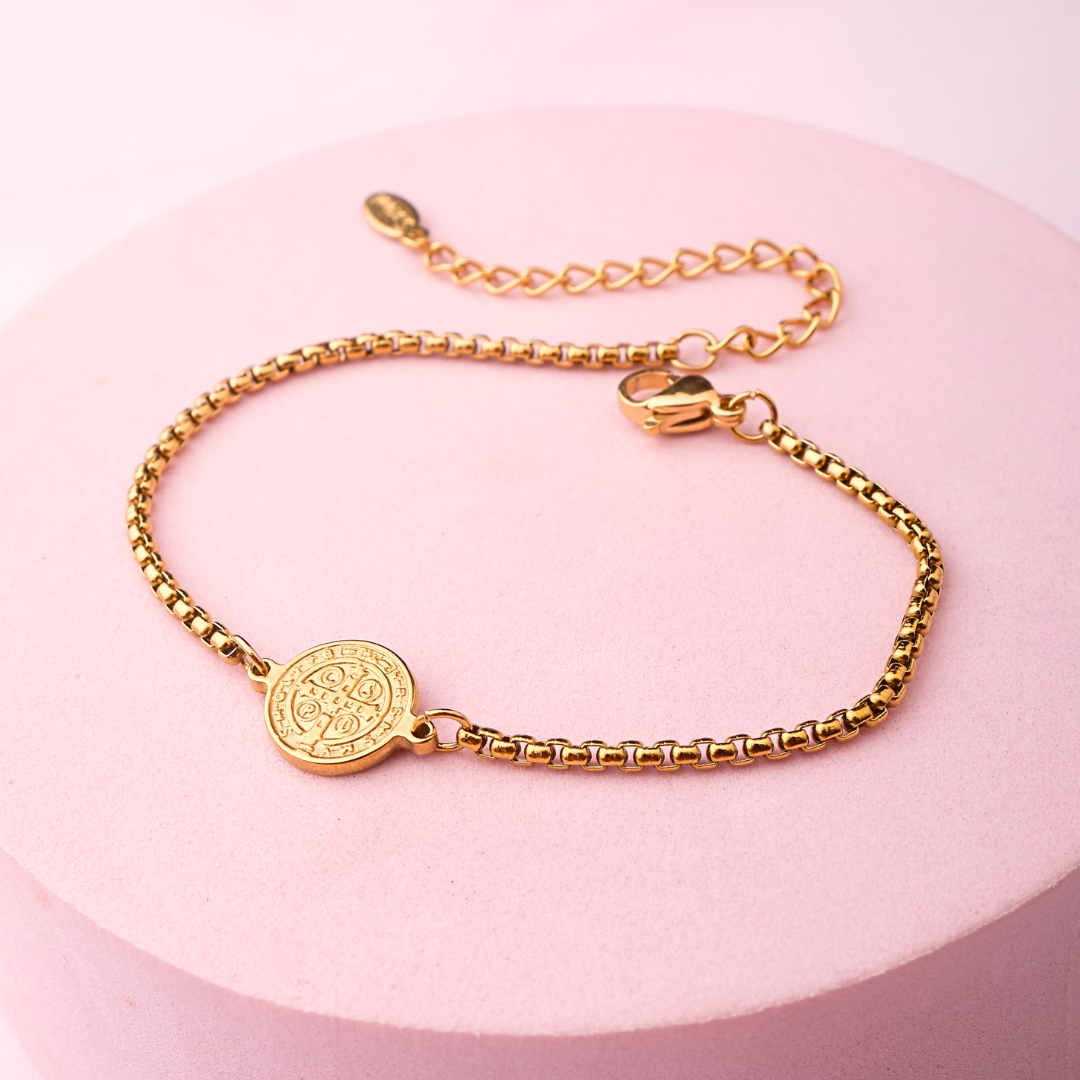 Pulsera San Benito - Gold - 10 mm