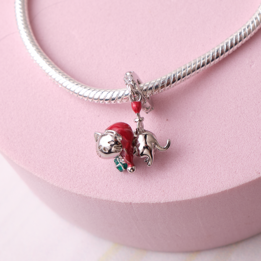 Charm Gatito Navideño